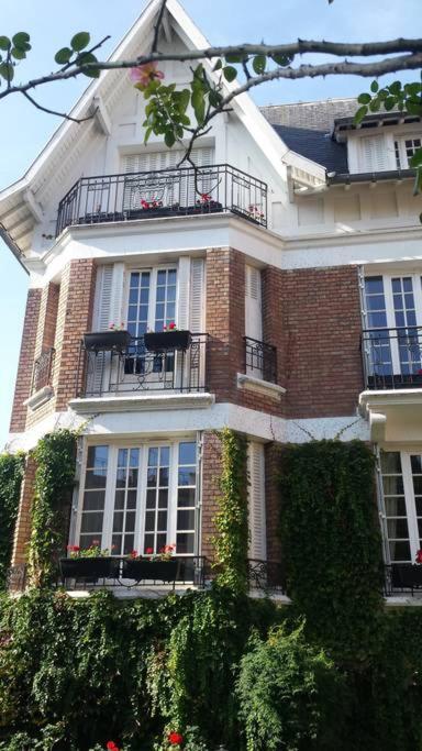 La Romantique Paris Ngoại thất bức ảnh