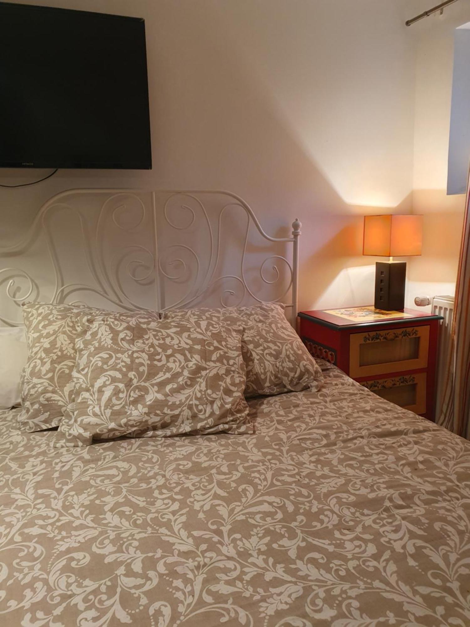 La Romantique Paris Ngoại thất bức ảnh
